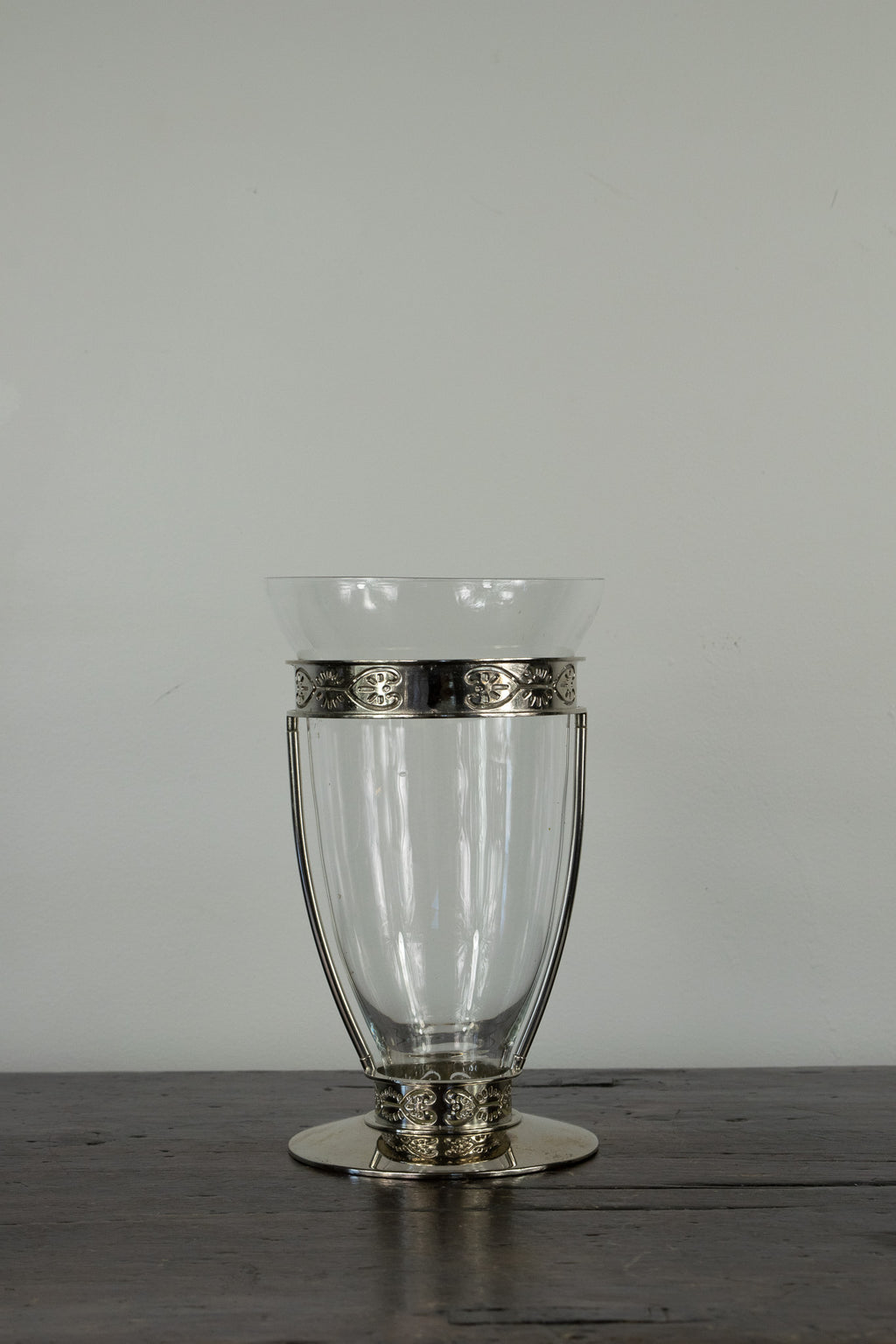 Antique Glass Vase セット Extra Tall Studio Green Fade To Clear Art Glass Vase 1960s